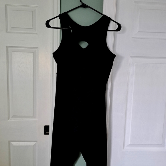 H&M Move Pants - Jumper full.  NWOT H&M